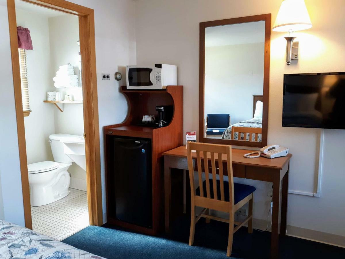 Bay Motel Грийн Бей Екстериор снимка